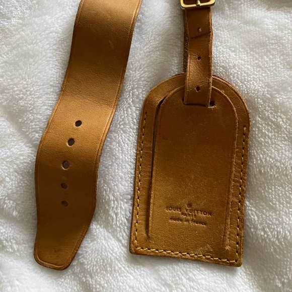 Louis Vuitton Luggage Set - Picture 5 of 8